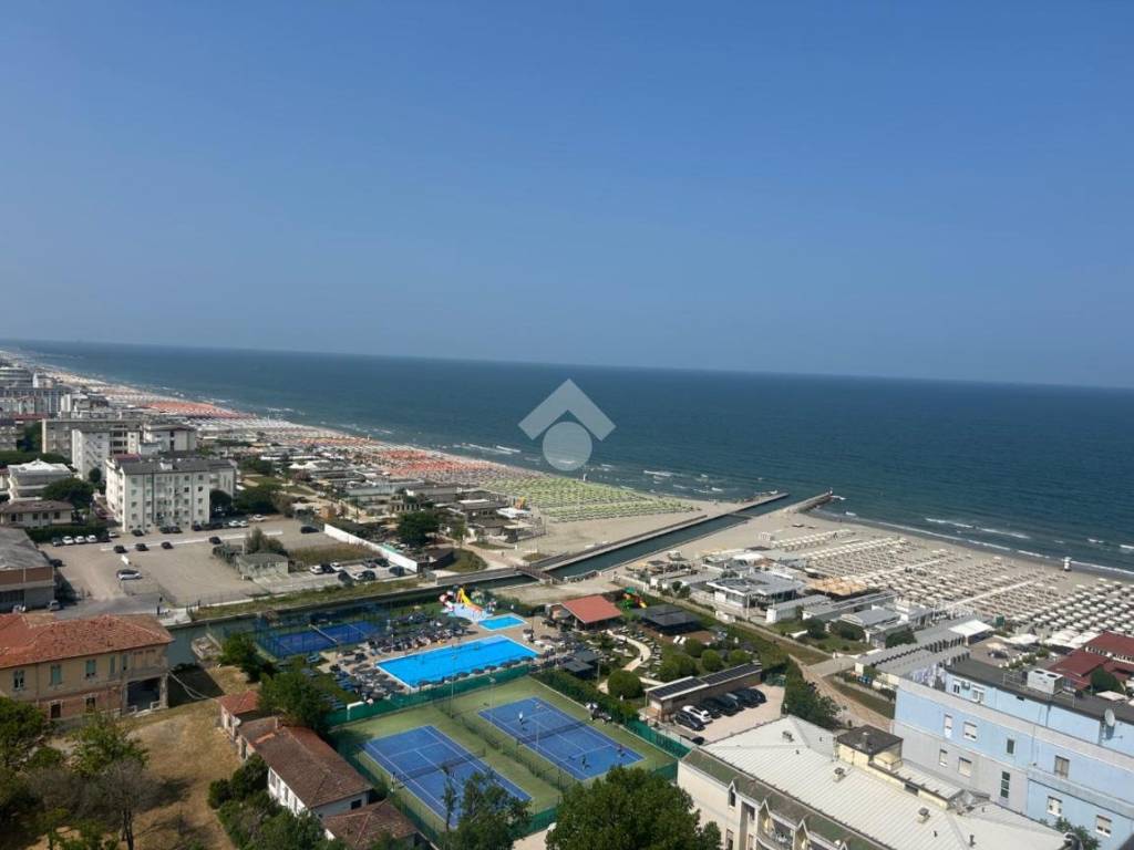 appartamento in vendita a Cervia in zona Milano Marittima