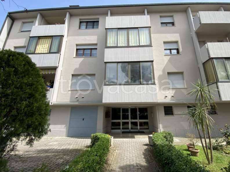 appartamento in vendita a Cervia in zona Pinarella