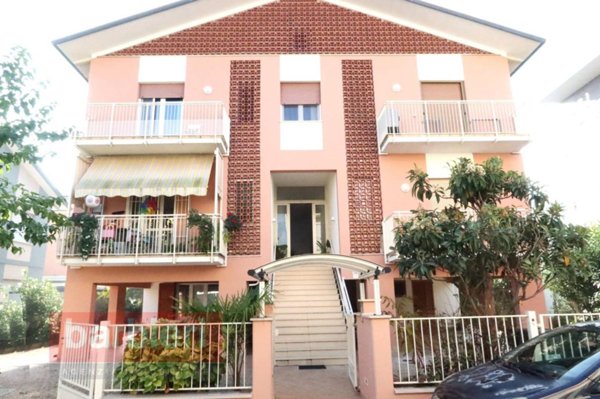 appartamento in vendita a Cervia in zona Pinarella
