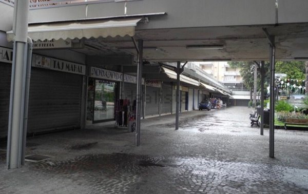 negozio in vendita a Cervia