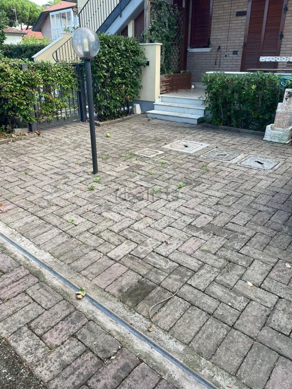 casa indipendente in vendita a Cervia