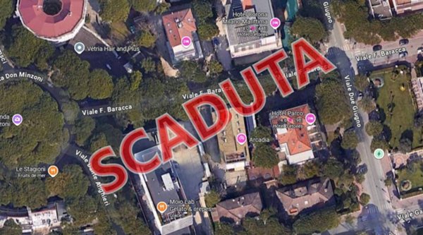 negozio in vendita a Cervia in zona Milano Marittima