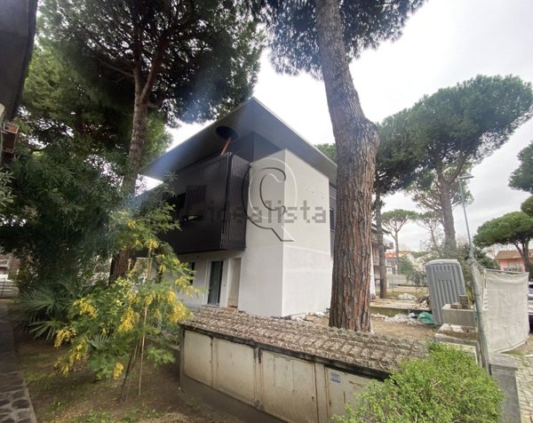 appartamento in vendita a Cervia in zona Milano Marittima