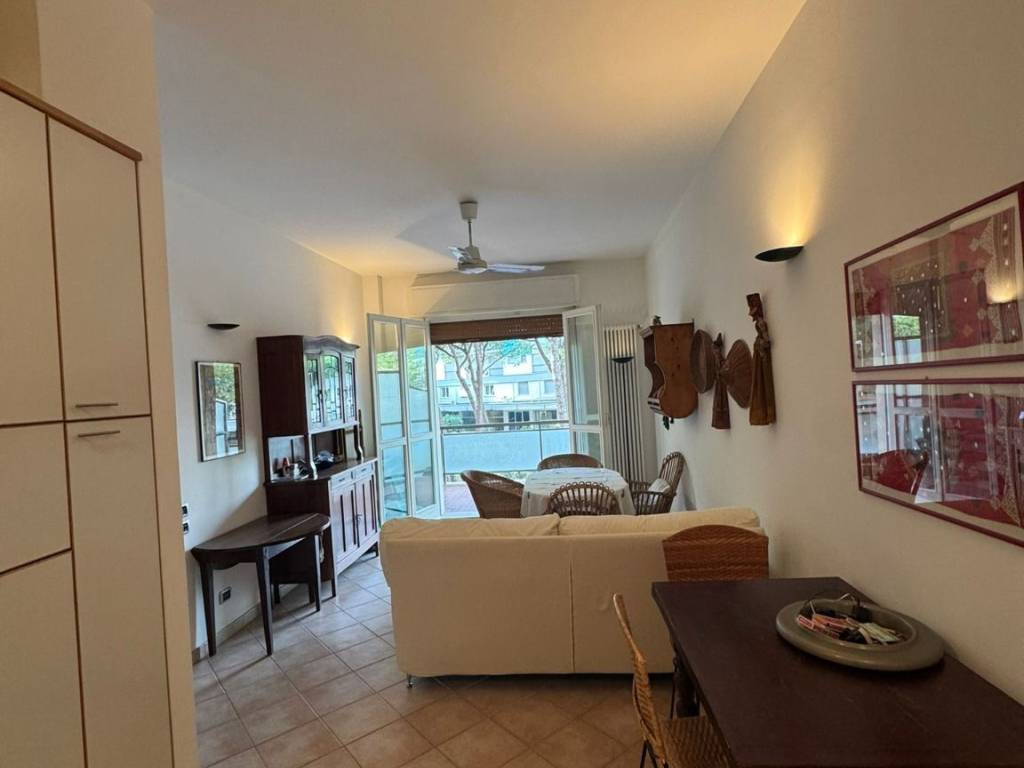 appartamento in vendita a Cervia in zona Milano Marittima