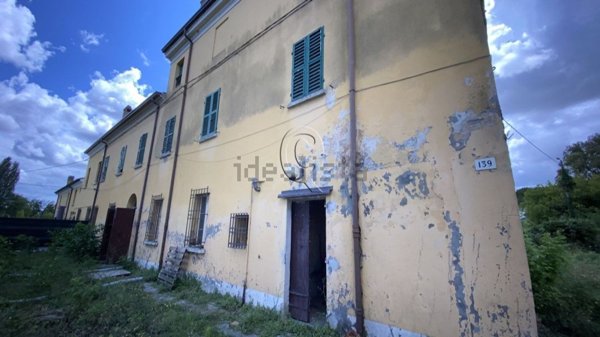 casa indipendente in vendita a Cervia in zona Cannuzzo