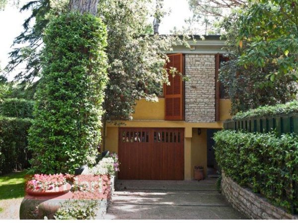 casa indipendente in vendita a Cervia in zona Milano Marittima