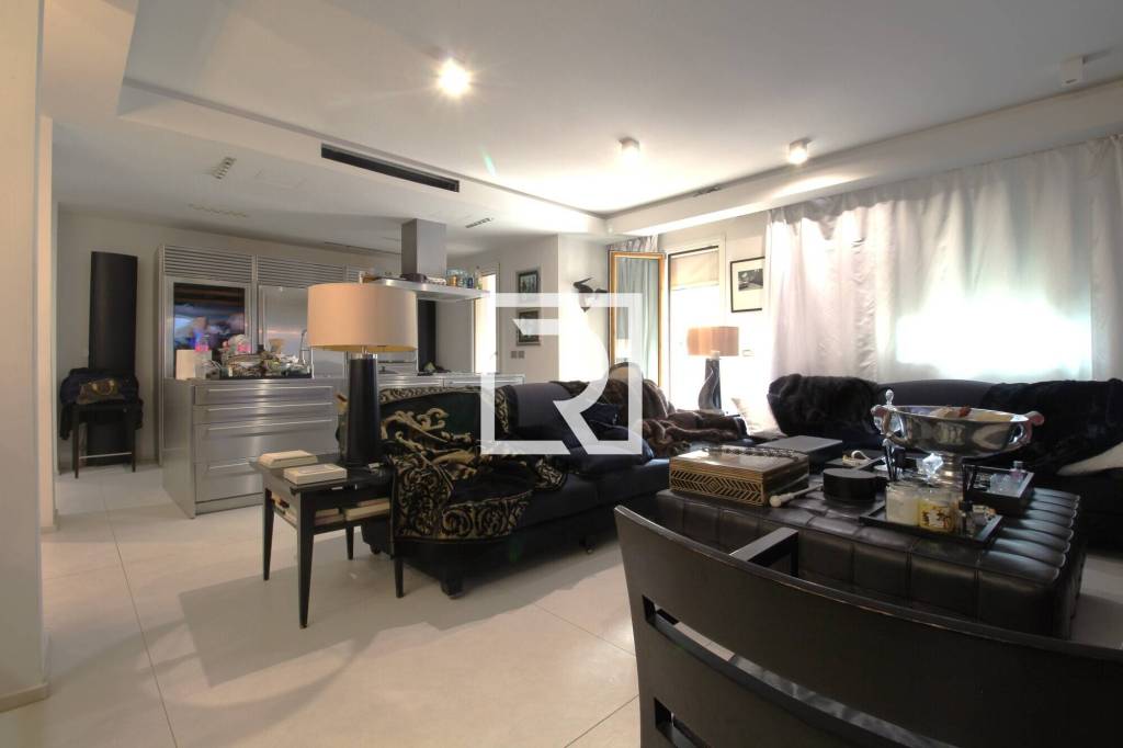 appartamento in vendita a Cervia in zona Pinarella