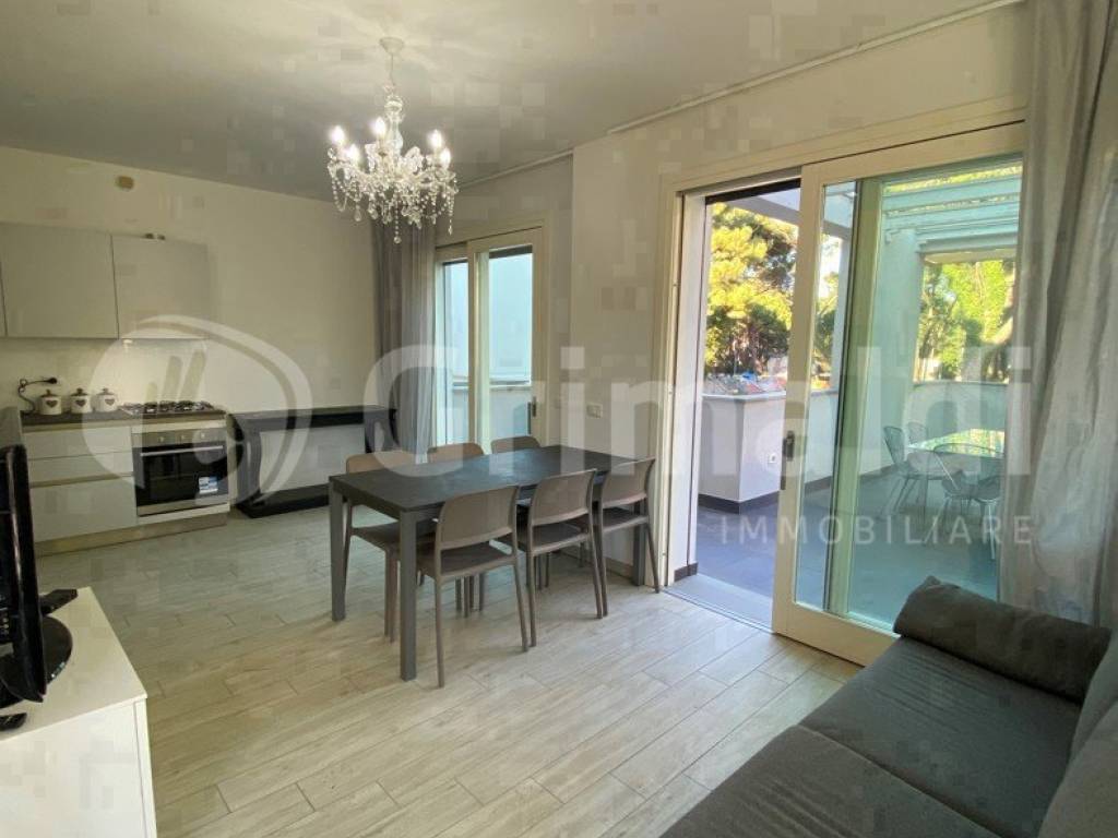 appartamento in vendita a Cervia in zona Milano Marittima