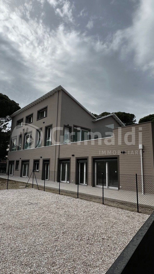 appartamento in vendita a Cervia in zona Milano Marittima