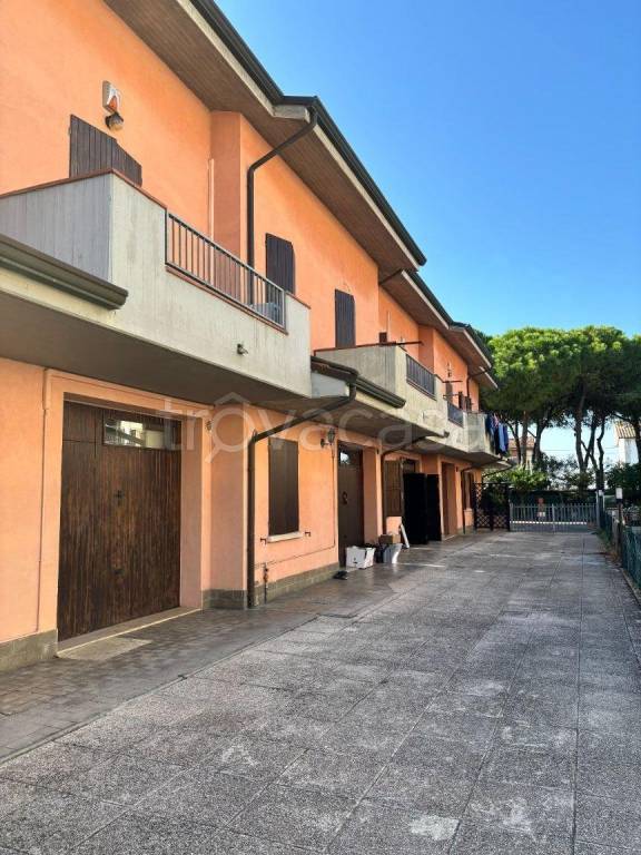 casa indipendente in vendita a Cervia
