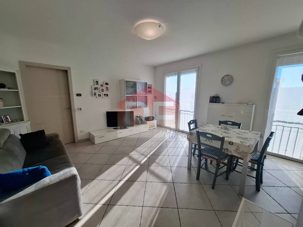 appartamento in vendita a Cervia in zona Pinarella
