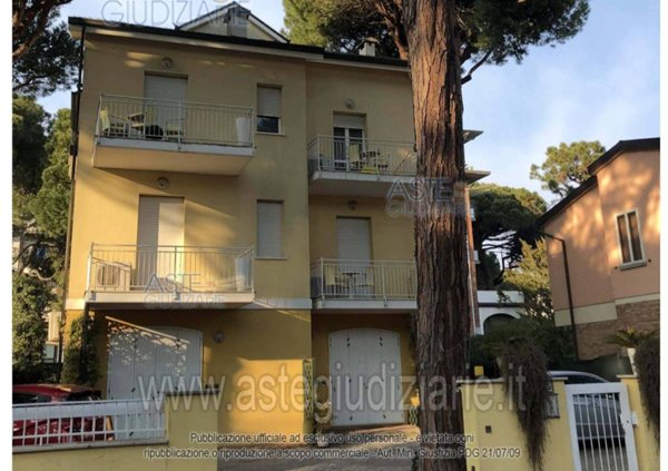 appartamento in vendita a Cervia in zona Milano Marittima