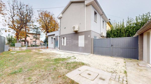 casa indipendente in vendita a Cervia in zona Castiglione di Cervia