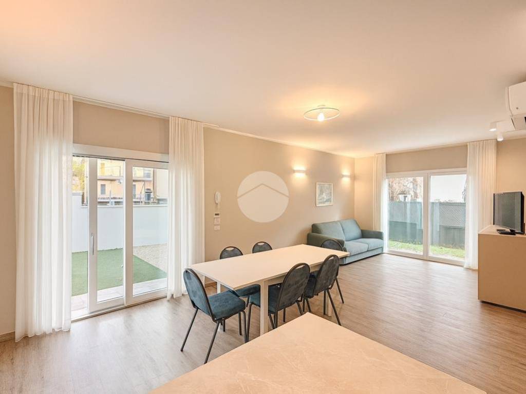 appartamento in vendita a Cervia in zona Pinarella