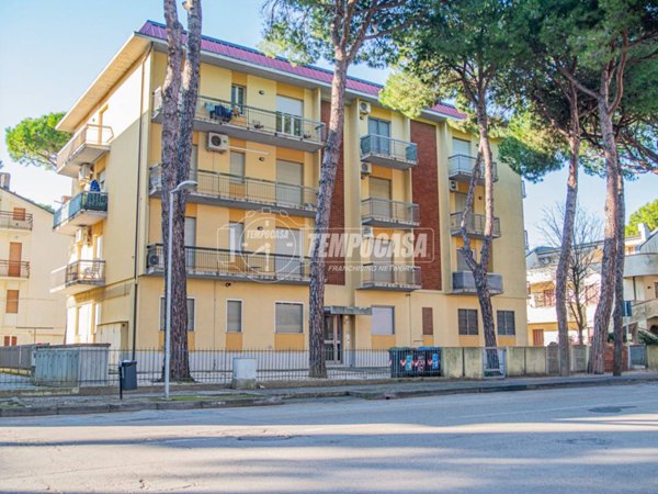 appartamento in vendita a Cervia in zona Pinarella