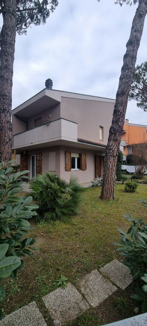 casa indipendente in vendita a Cervia