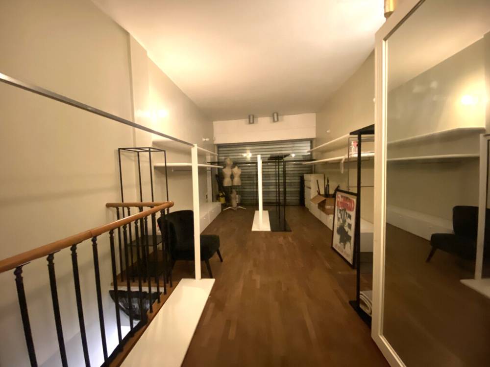 negozio in vendita a Cervia in zona Milano Marittima