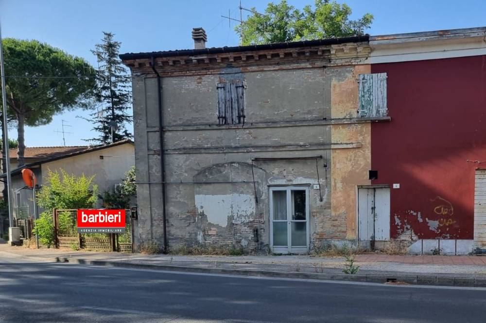 casa indipendente in vendita a Cervia in zona Pisignano