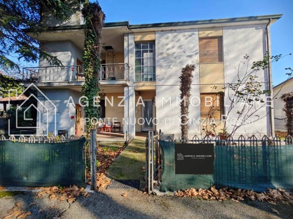 casa indipendente in vendita a Cervia