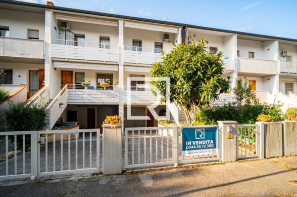 casa indipendente in vendita a Cervia in zona Pinarella