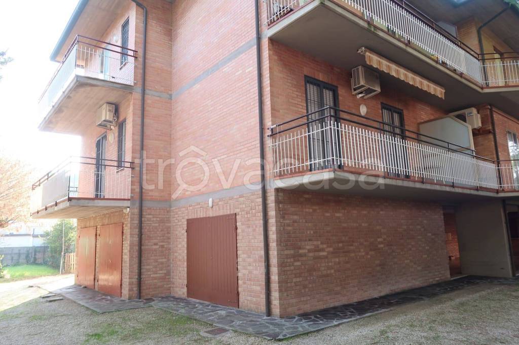 appartamento in vendita a Cervia in zona Pinarella