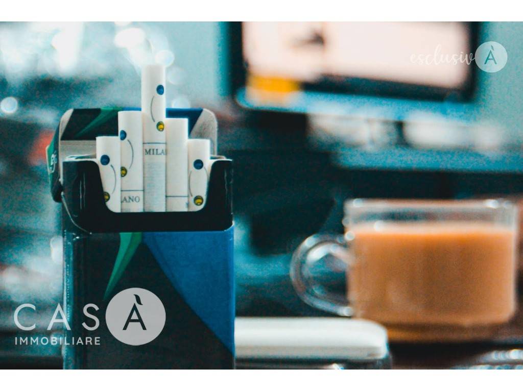 negozio in vendita a Cervia in zona Pinarella