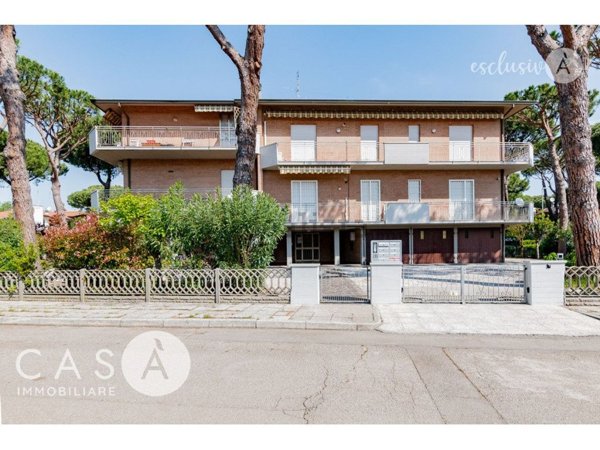 appartamento in vendita a Cervia in zona Milano Marittima
