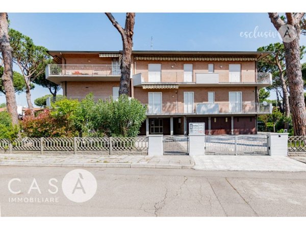 appartamento in vendita a Cervia in zona Milano Marittima