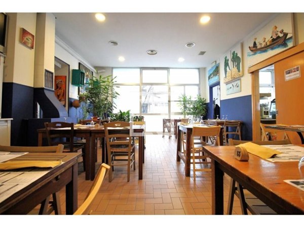 negozio in vendita a Cervia