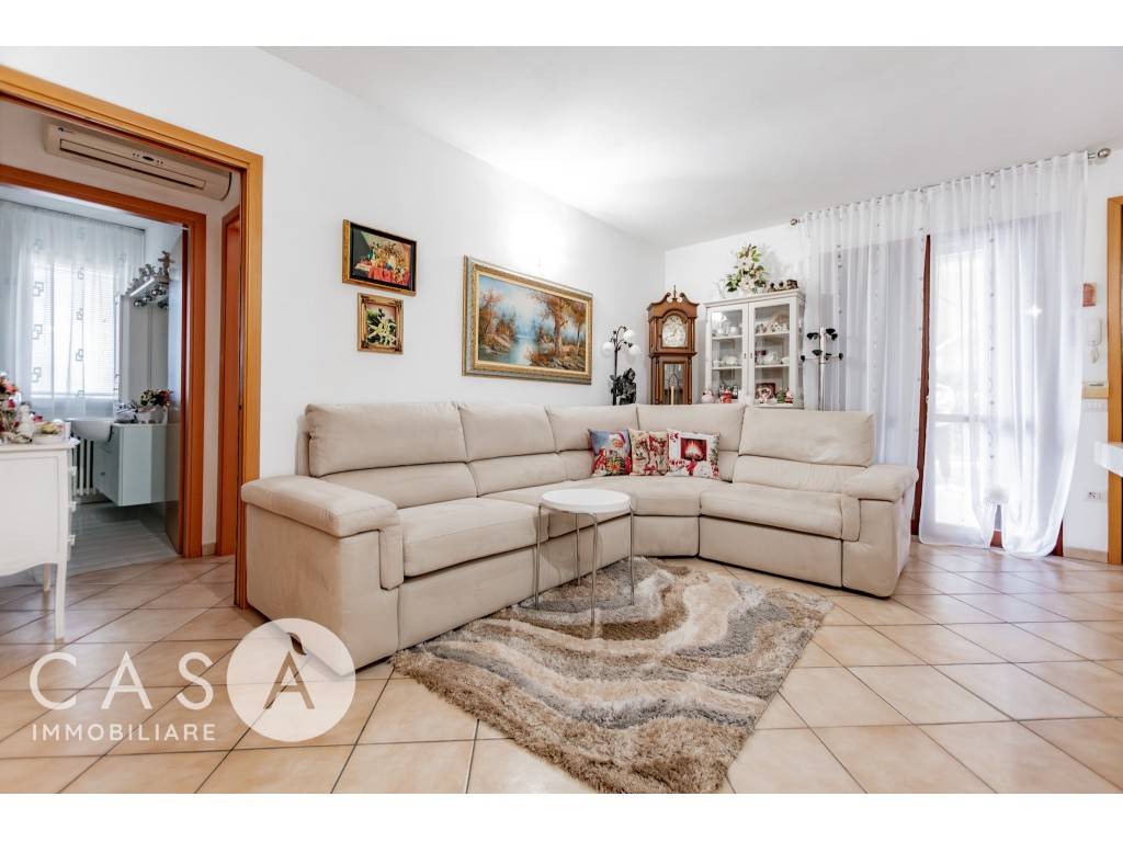 appartamento in vendita a Cervia in zona Montaletto