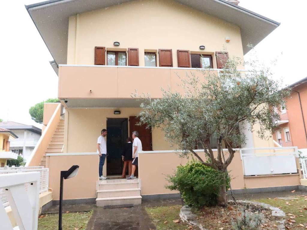 casa indipendente in vendita a Cervia