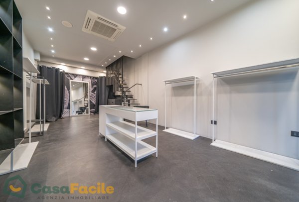 negozio in vendita a Cervia in zona Milano Marittima