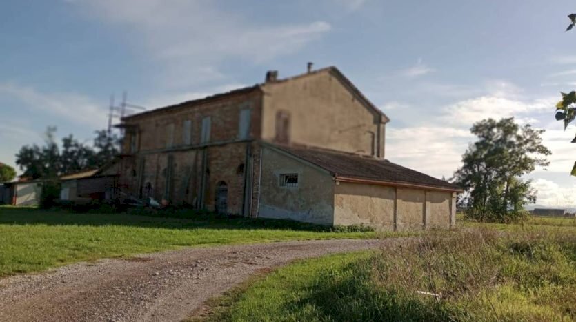 casale in vendita a Cervia in zona Montaletto