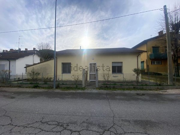 casa indipendente in vendita a Cervia in zona Milano Marittima