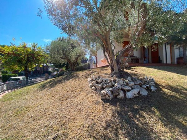 casa indipendente in vendita a Cervia in zona Milano Marittima