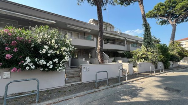 appartamento in vendita a Cervia in zona Pinarella