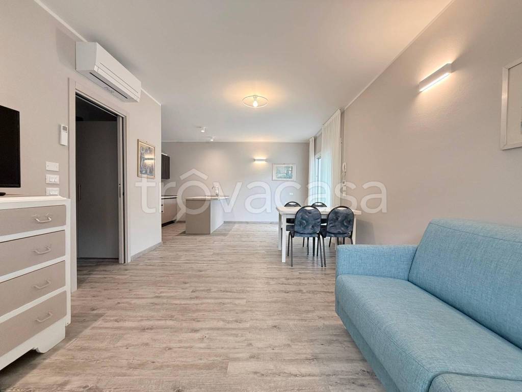 appartamento in vendita a Cervia in zona Pinarella