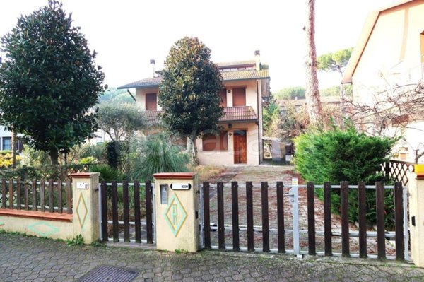 casa indipendente in vendita a Cervia in zona Milano Marittima