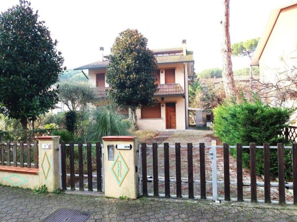 casa indipendente in vendita a Cervia in zona Milano Marittima
