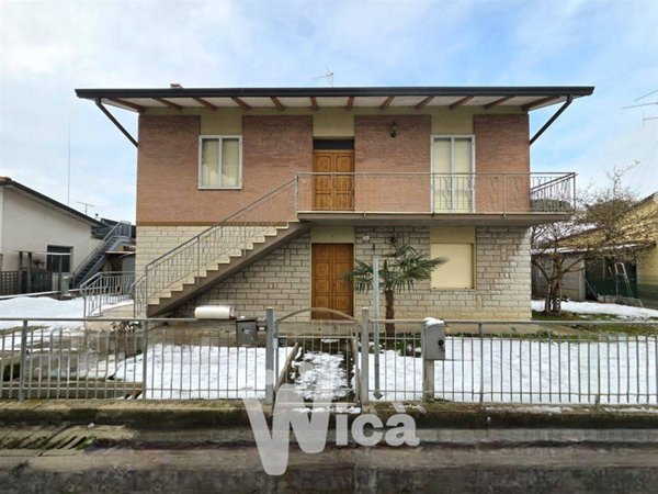 casa indipendente in vendita a Cervia in zona Montaletto