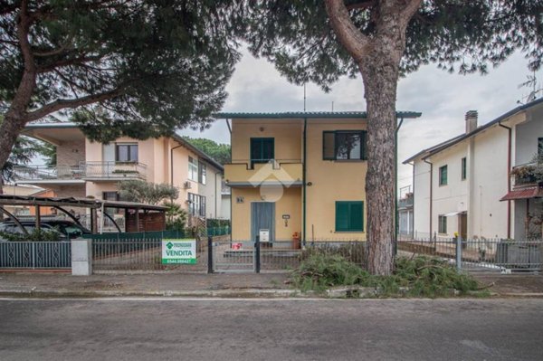 casa indipendente in vendita a Cervia in zona Pinarella