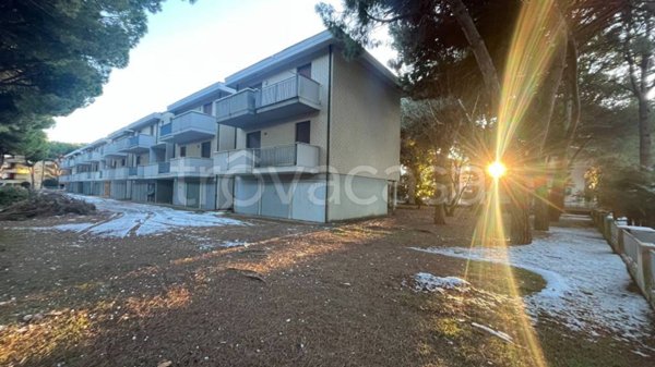 appartamento in vendita a Cervia in zona Pinarella
