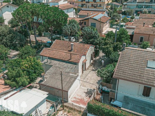 casa indipendente in vendita a Cervia in zona Montaletto