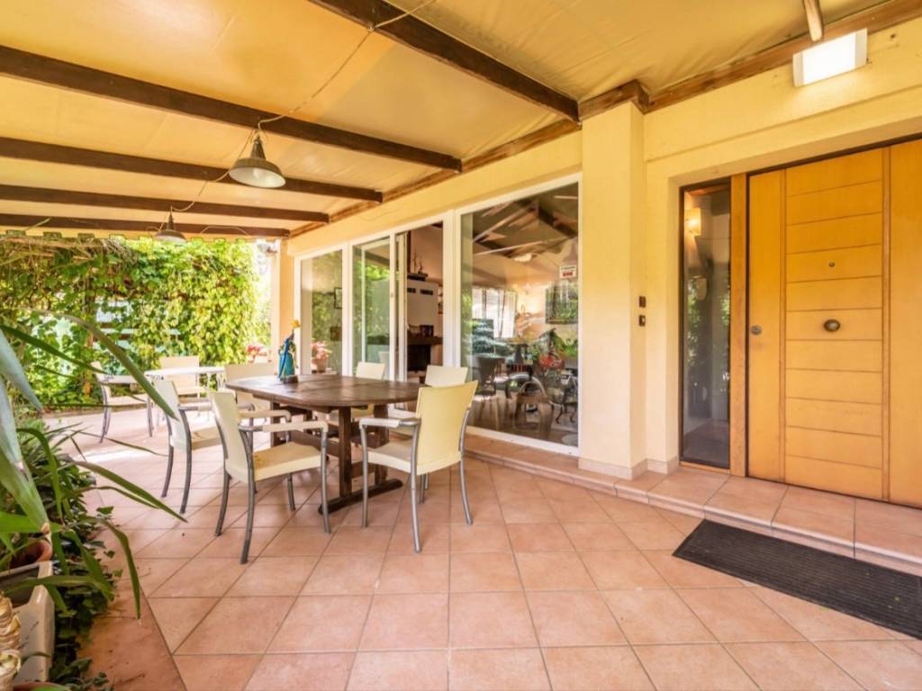 casa indipendente in vendita a Cervia in zona Milano Marittima