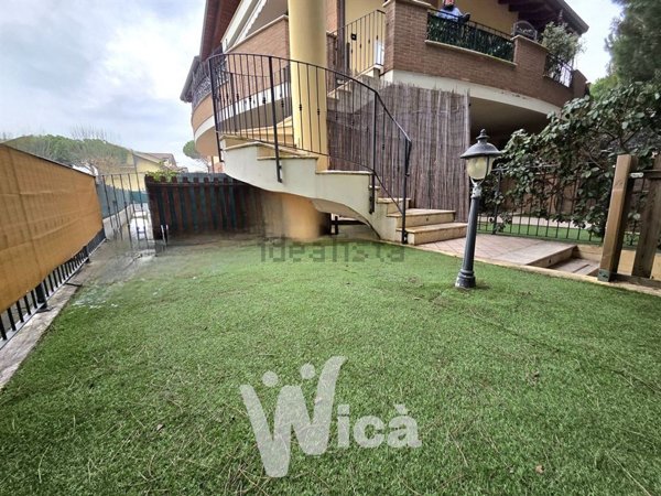 appartamento in vendita a Cervia in zona Pinarella