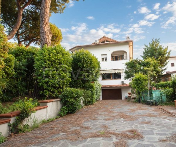 appartamento in vendita a Cervia in zona Milano Marittima