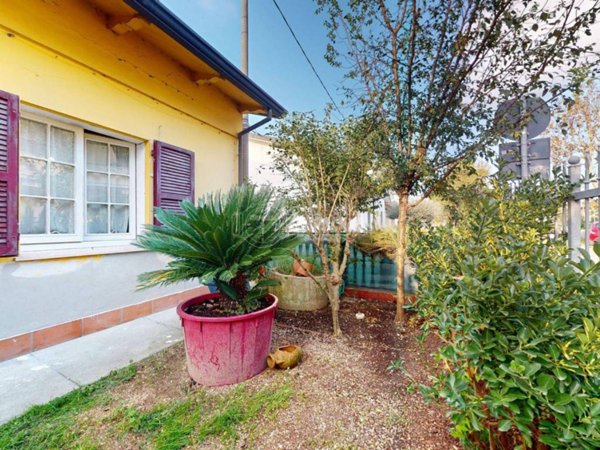 casa indipendente in vendita a Cervia in zona Montaletto