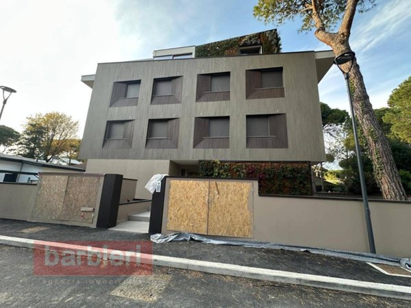 appartamento in vendita a Cervia in zona Milano Marittima