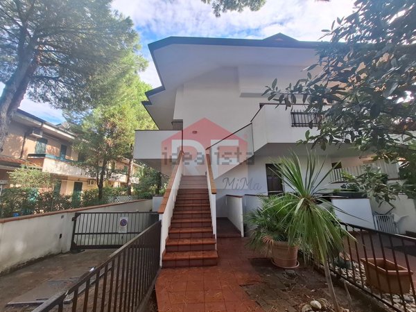 appartamento in vendita a Cervia in zona Milano Marittima