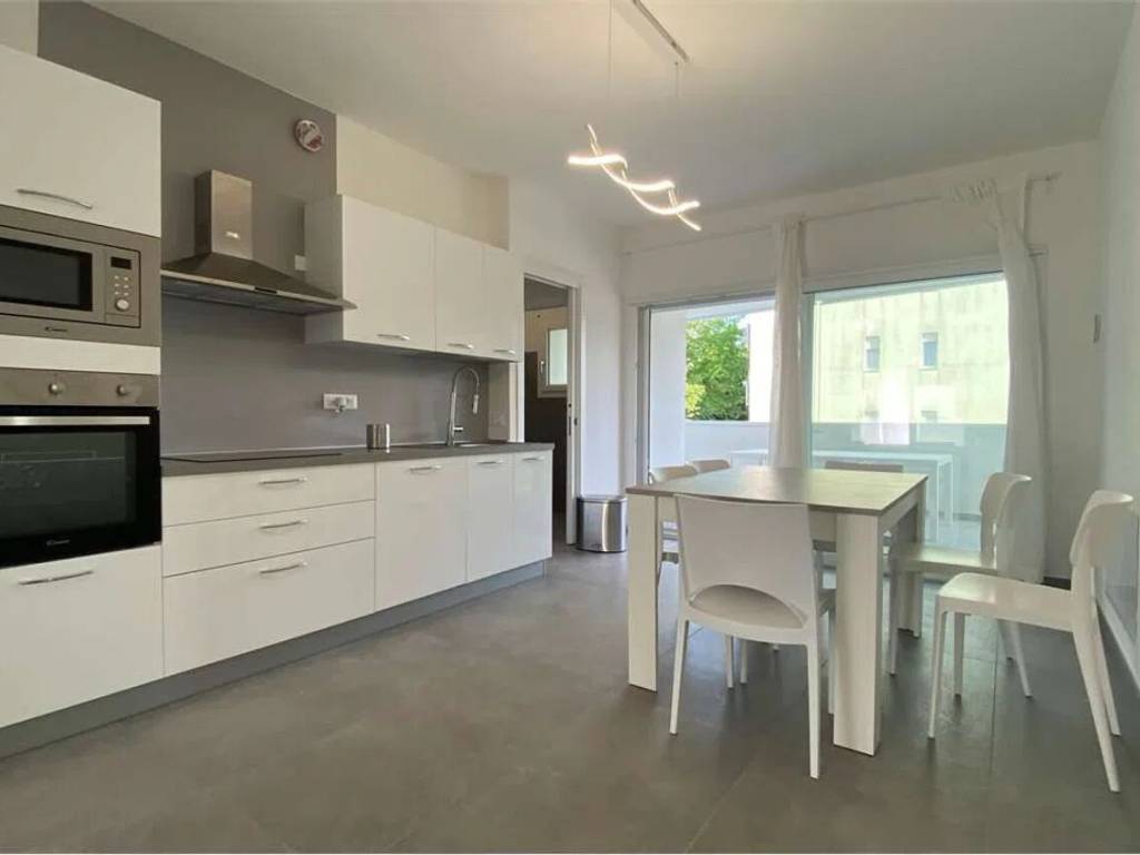 appartamento in vendita a Cervia in zona Pinarella